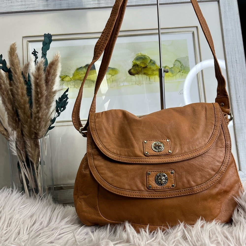 Marc By Marc Jacobs Tan Leather Shoulder Bag